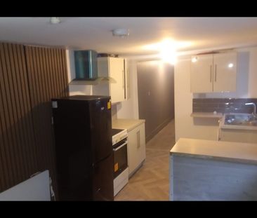 Room in a Shared House, Bristol Road, B29 - Photo 2