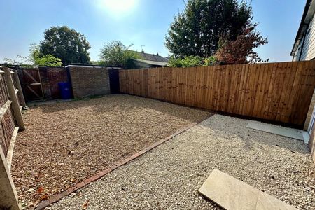 Trinity Avenue - Photo 3