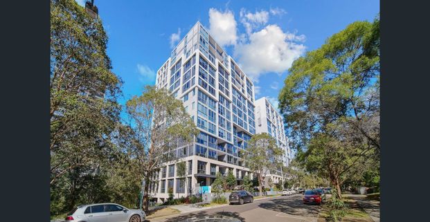 North-East Facing Residence | Only 2 Minutes' Walk to Macquarie Centre - Photo 1