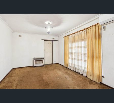 14 Hatherleigh Road, Parafield Gardens, SA 5107 - Photo 2