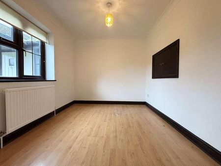 Stewart Croft, Bury Hill, Potton, SG19 - Photo 2