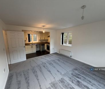 2 bedroom flat to rent - Photo 1