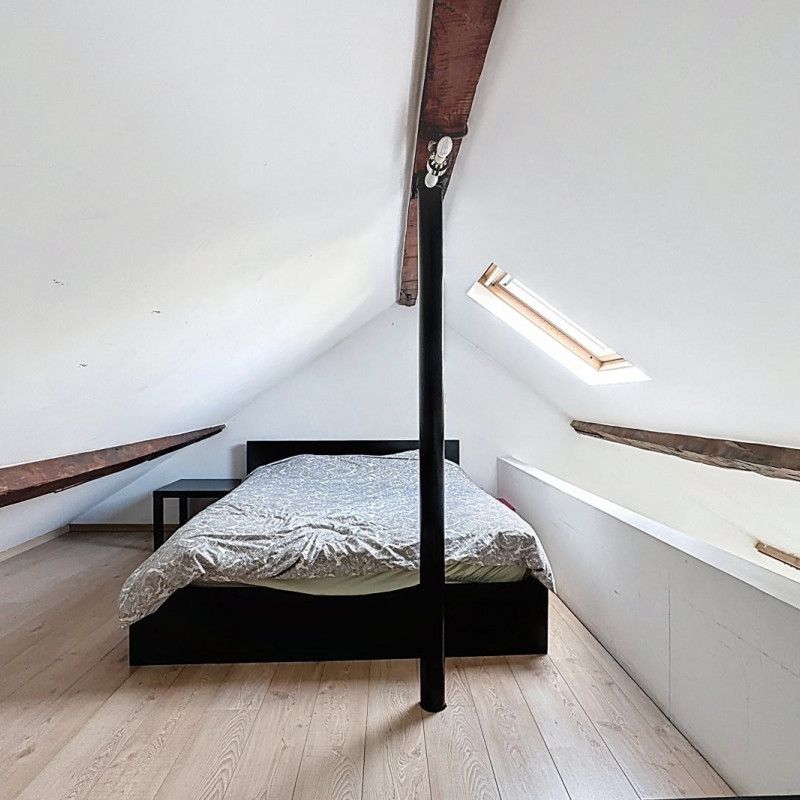 Appt meublé (+-40m²) 1ch en mezzanine / Quartier Européen. - Foto 1