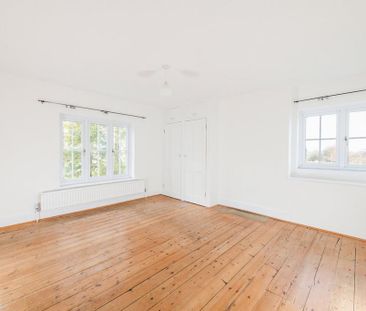 3 bedroom maisonette to rent - Photo 2