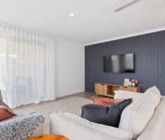 Bright, Airy & Beautiful 4x2 Family Home Near the Beach - Photo 1