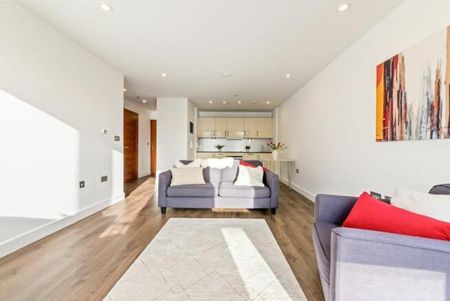 The Hayes - Photo 4