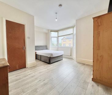 House share to rent - Photo 1