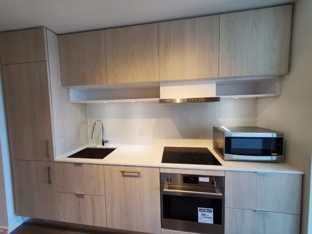 For Lease - 5 Soudan Avenue Unit# 2112, Toronto, Ontario - Photo 2