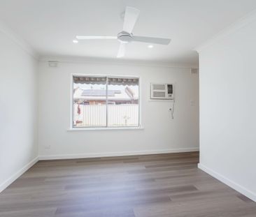 Sophisticated Living in Mile End - Photo 2