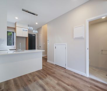 Townhouse, great location - Photo 4