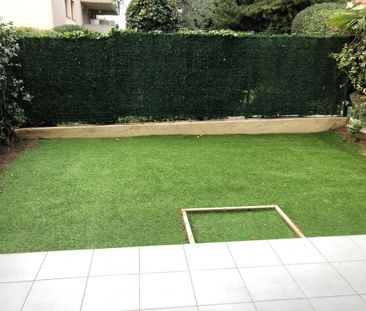 Location Appartement 2 pièces 42m² ST LAURENT DU VAR 06700 - Photo 4