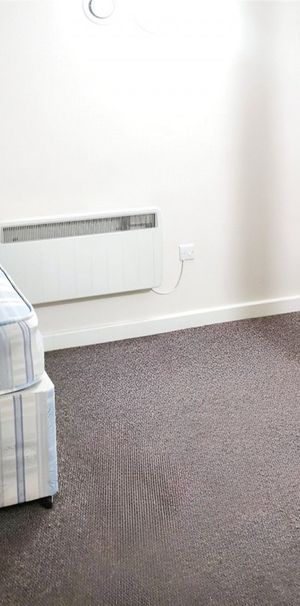 Chancery Lane, Town Centre, HD1 - Photo 1