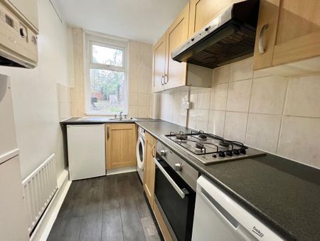 1 bedroom flat to rent - Photo 5