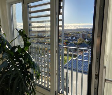 1 Bed Penthouse, Kimmerghame Place, EH4 - Photo 6