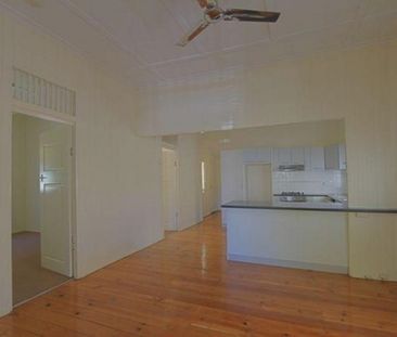 43 Wakefield Street, Albion QLD 4010 - Photo 6