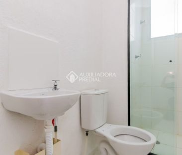 Apartamento com 2 quartos e 42m² para alugar em Morro Santana, Port... - Foto 3