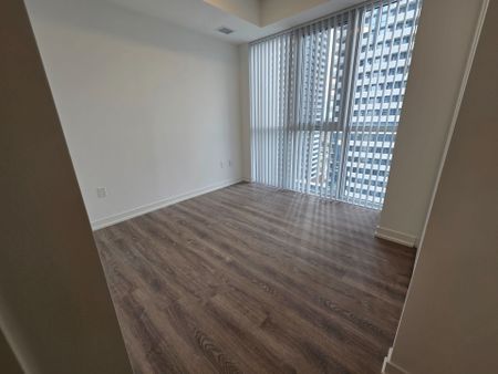 For Lease - 8 Interchange Way Unit# 1802, Vaughan, Ontario - Photo 3