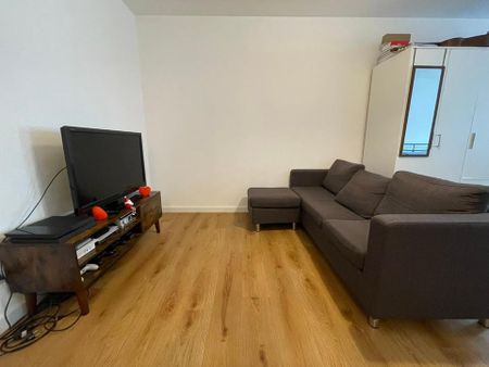 Nachmieter gesucht 01.03.2026 – 1-Zimmer-Wohnung Neustädter Markt - Photo 3