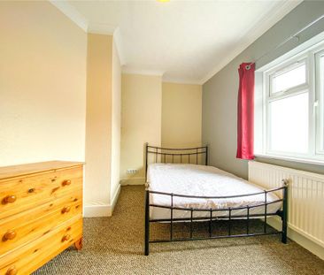 5 bedroom terraced house to rent - Photo 3
