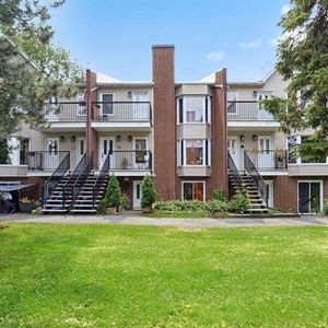 Appartement Hull (Gatineau) À Louer - Photo 2