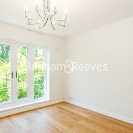 2 Bedroom flat to rent in Parkhill Road, Belsize Park, NW3 - Photo 1