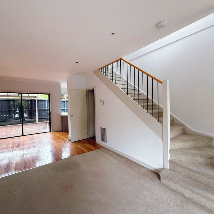 Family Home! - Photo 1