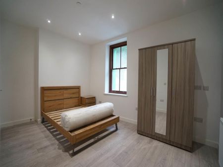 Apartment 3, 1 Trevelyan - Photo 4