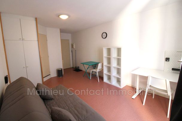 Centre-ville, Location appartement 1 pièce 19 m² - Photo 1