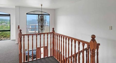 Manukau Heights - 4 brm, 2 bathroom - Photo 3