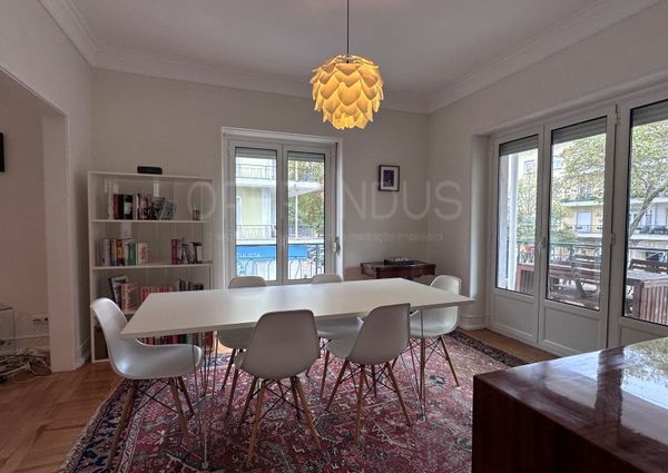 Apartamento T5 em Lisboa