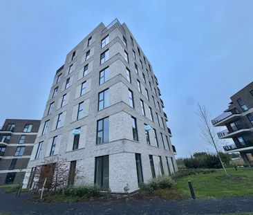 Ruim energiezuinig appartement met 2 slaapkamers - Photo 1