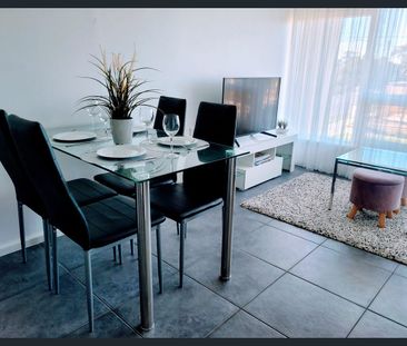 FULLY FURNISHED & CLOSE TO THE BEACH - Photo 6