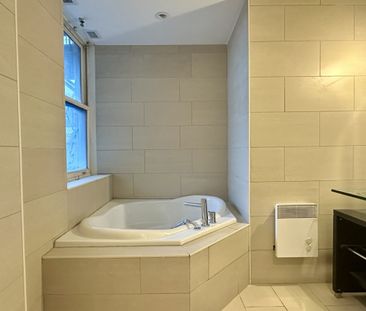 10 Rue Saint-Jacques, #905 - Photo 6