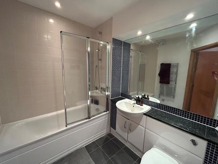 Epsom Road, Guildford, Surrey, GU1 - Photo 5