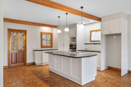 55 Delmonte Ave, Medlow Bath NSW 2780 - House For Rent | Domain - Photo 5