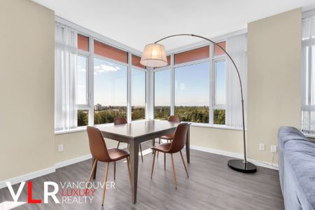 Condo in Richmond, BC - Photo 4