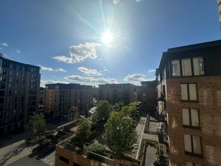 2 bedroom flat to rent - Photo 3