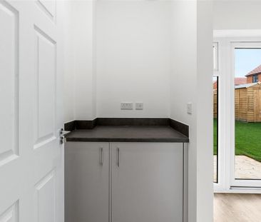 3 bedroom semi-detached house to rent - Photo 6