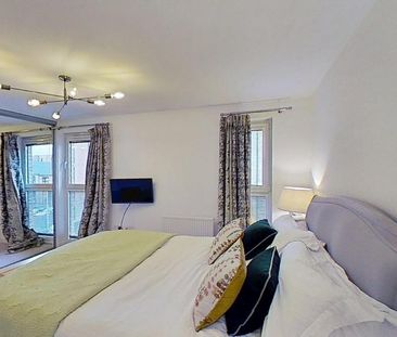 3 bedroom terraced house to rent - Photo 6