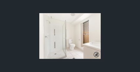 Modern 3 Bedroom Duplex!! - Photo 5