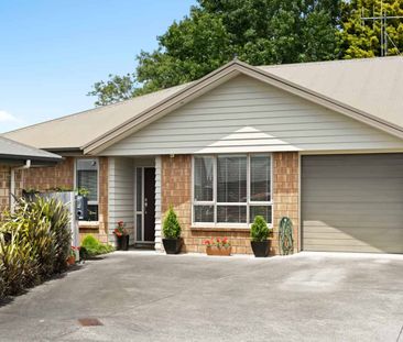 Modern Three-Bedroom Home in Sought-After Rototuna - Photo 5