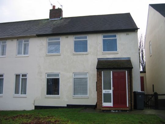 5 bed house close to New College - good bus links to central Durham - Photo 1