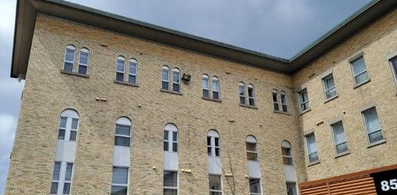 3 1/2 - Québec - 1 350 $/mois - Photo 2