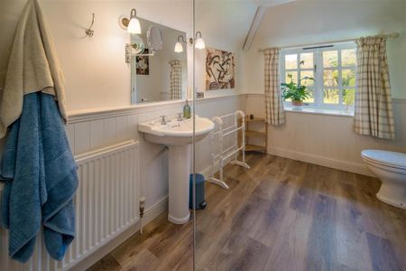 3 bedroom cottage to rent - Photo 3