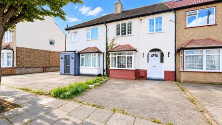 3 bedroom terraced house to rent - Photo 5
