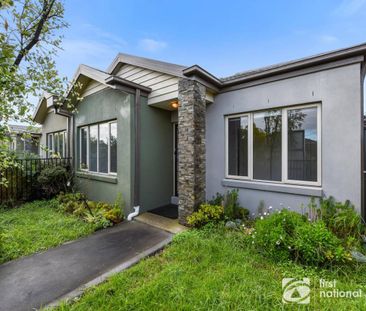 Charming 3-Bedroom Home - Photo 6