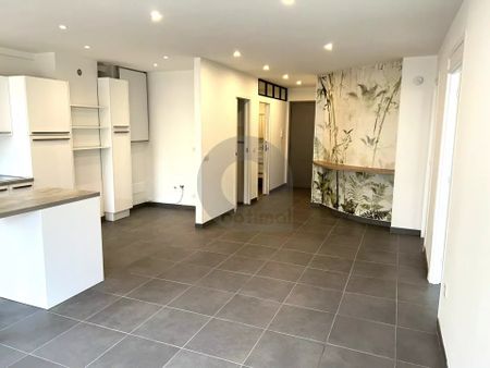 Location Appartement 2 pièces 59m² MENTON 06500 - Photo 3