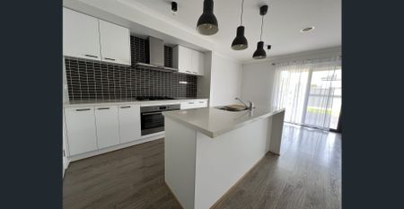 Modern, Low-Maintenance Home in a Prime Family Location! - Photo 5