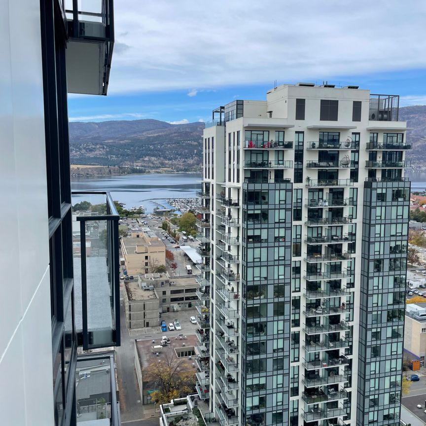 New 22nd Floor amazing view 2bed, 2bath down town condo - Photo 1