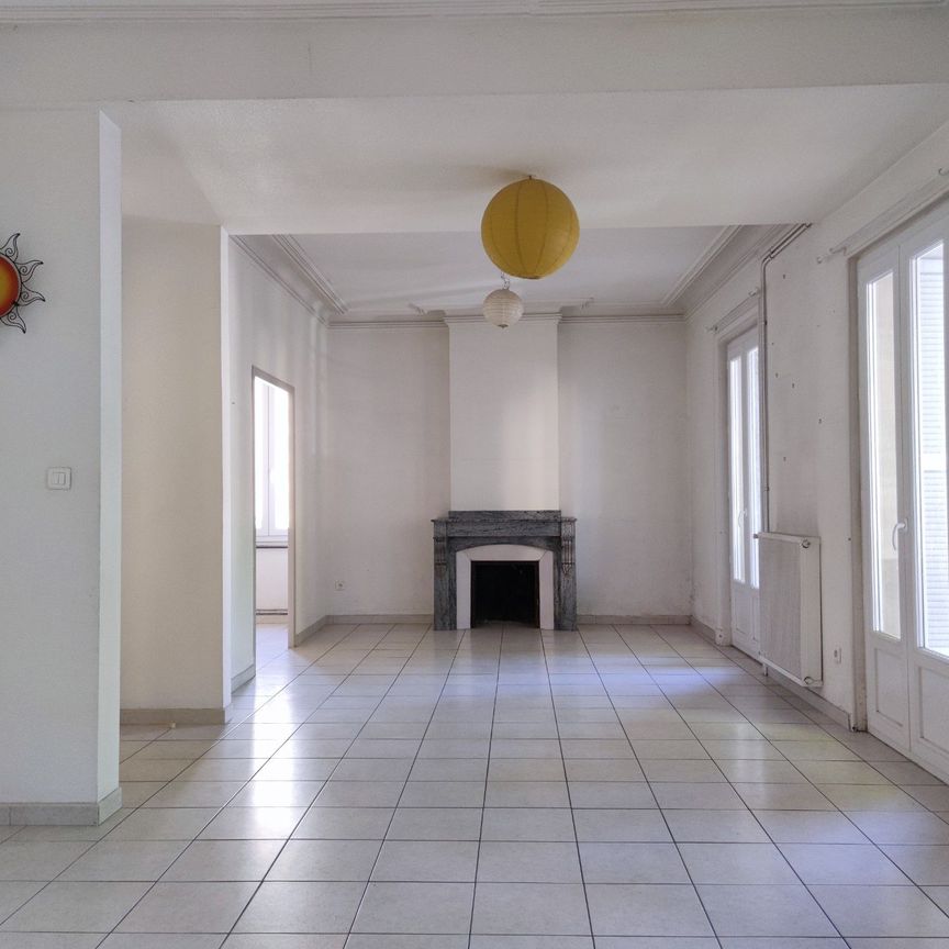 Location Appartement 4 pièces 114m² NARBONNE 11100 - Photo 1